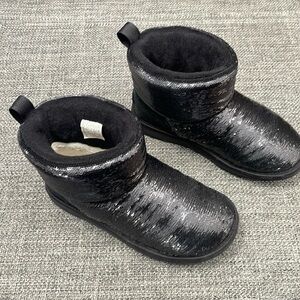 Ugg Sequin Black Boots Size 6.  Plenty of life left in these boots.